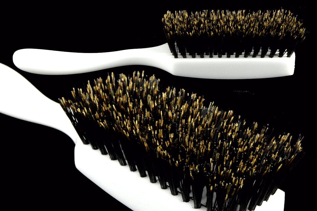 Artikel Bild: Acrylglas Haarbürste Himalaya Qualität Pflegebürste weiß, gerade 7-reihig
